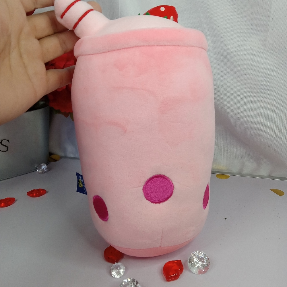 Strawberry Boba plush - Picture 2 of 3